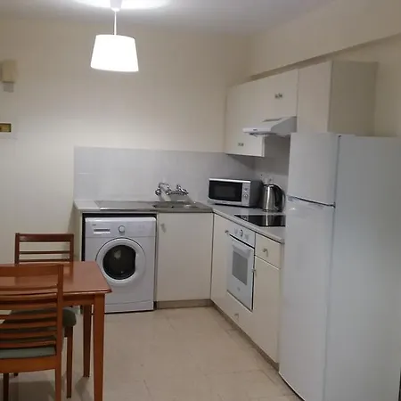 304 Carisa Holiday Flat * Larnaca